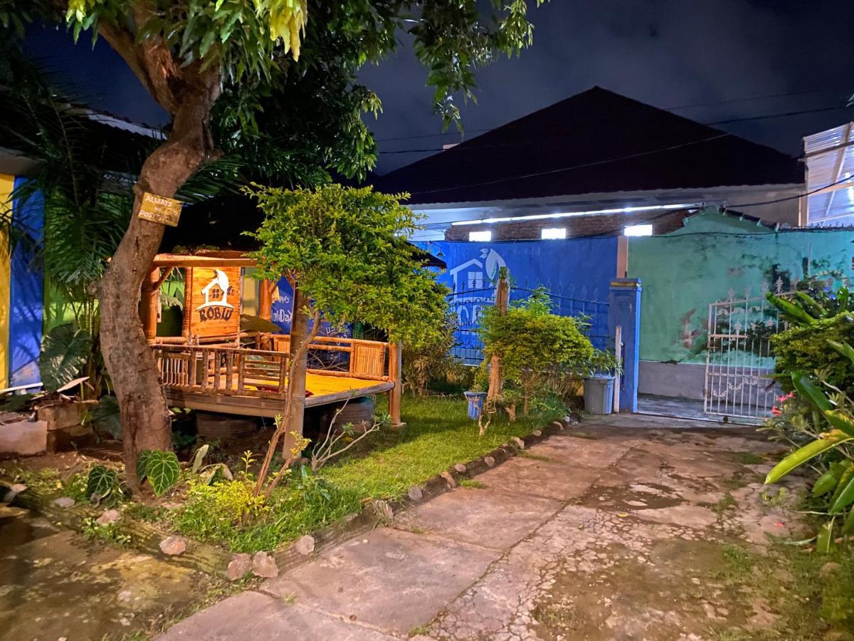 Neo Robiu & Ijen Tour Apartment Banyuwangi  Ngoại thất bức ảnh